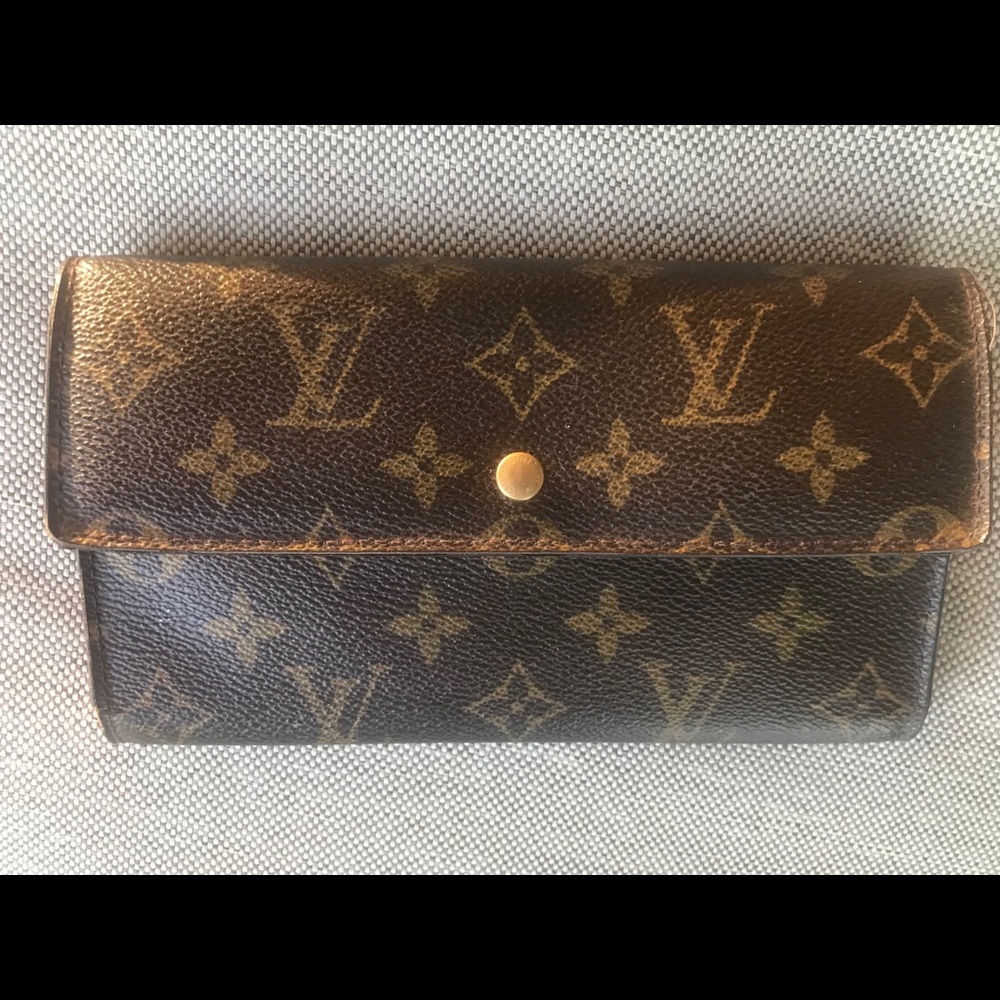 Louis Vuitton Monogram Authentic